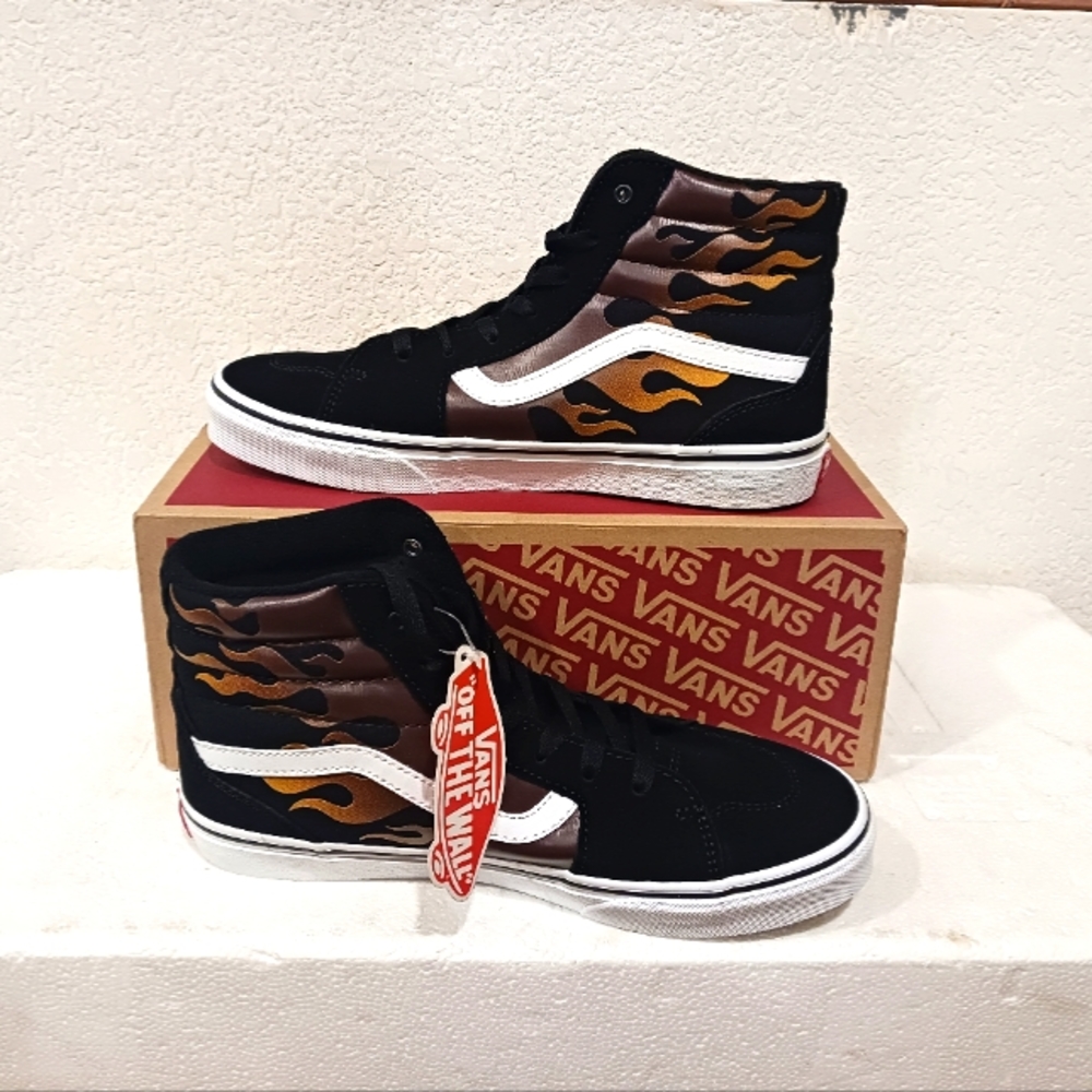 Vans - Picture 3 of 4